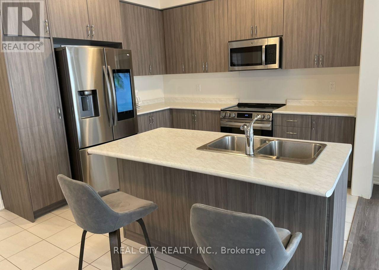 11 Hager Creek Terrace, Hamilton, ON - Indoor Photo Showing Kitchen With Double Sink