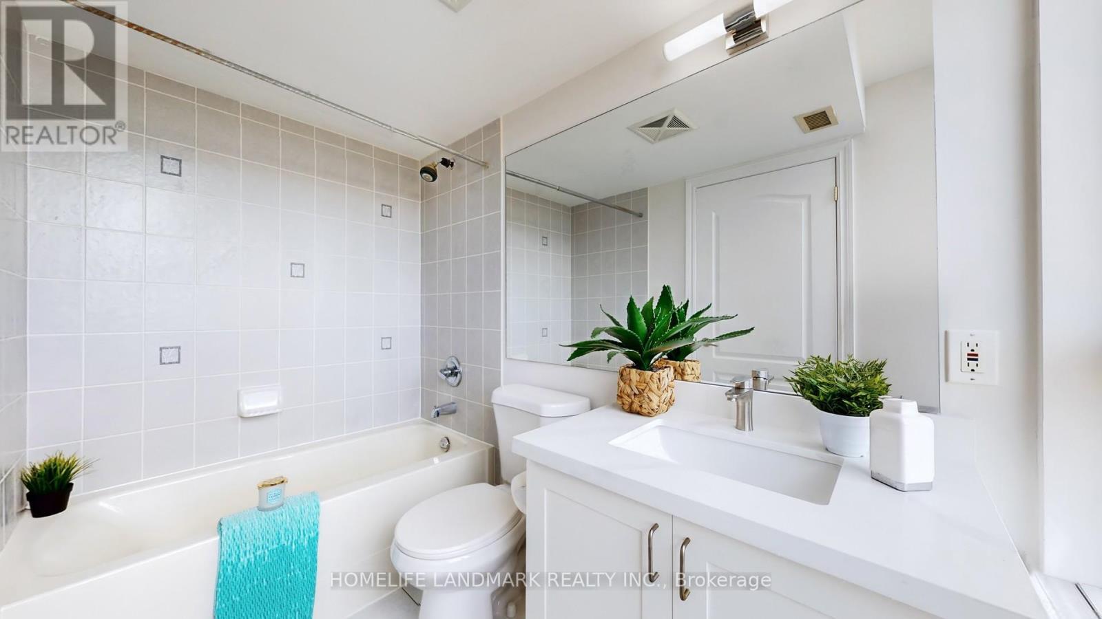 1107 - 50 Brian Harrison Way, Toronto, ON - Indoor Photo Showing Bathroom