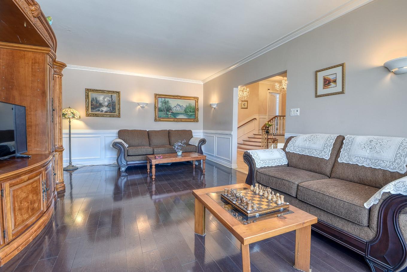 Living room - 12 Rue Holly, Hampstead, QC - Indoor Photo Showing Living Room