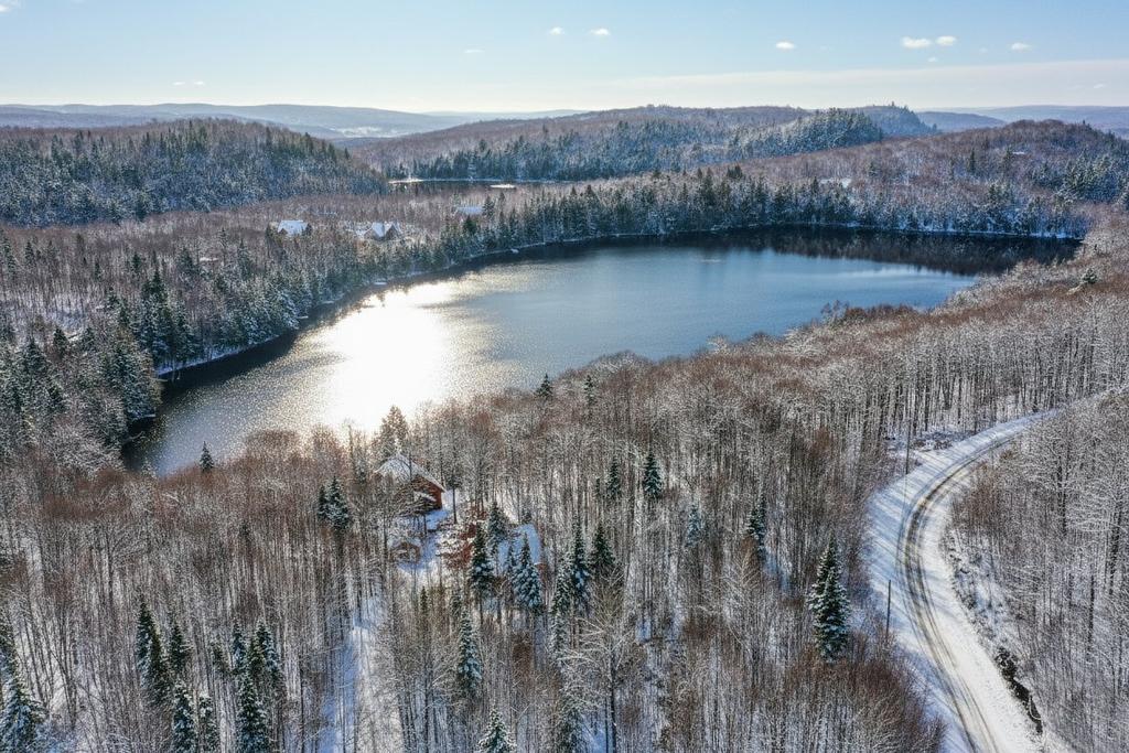 Waterfront - 142 Ch. Du Lac-Creux, Mandeville, QC - Outdoor With Body Of Water With View