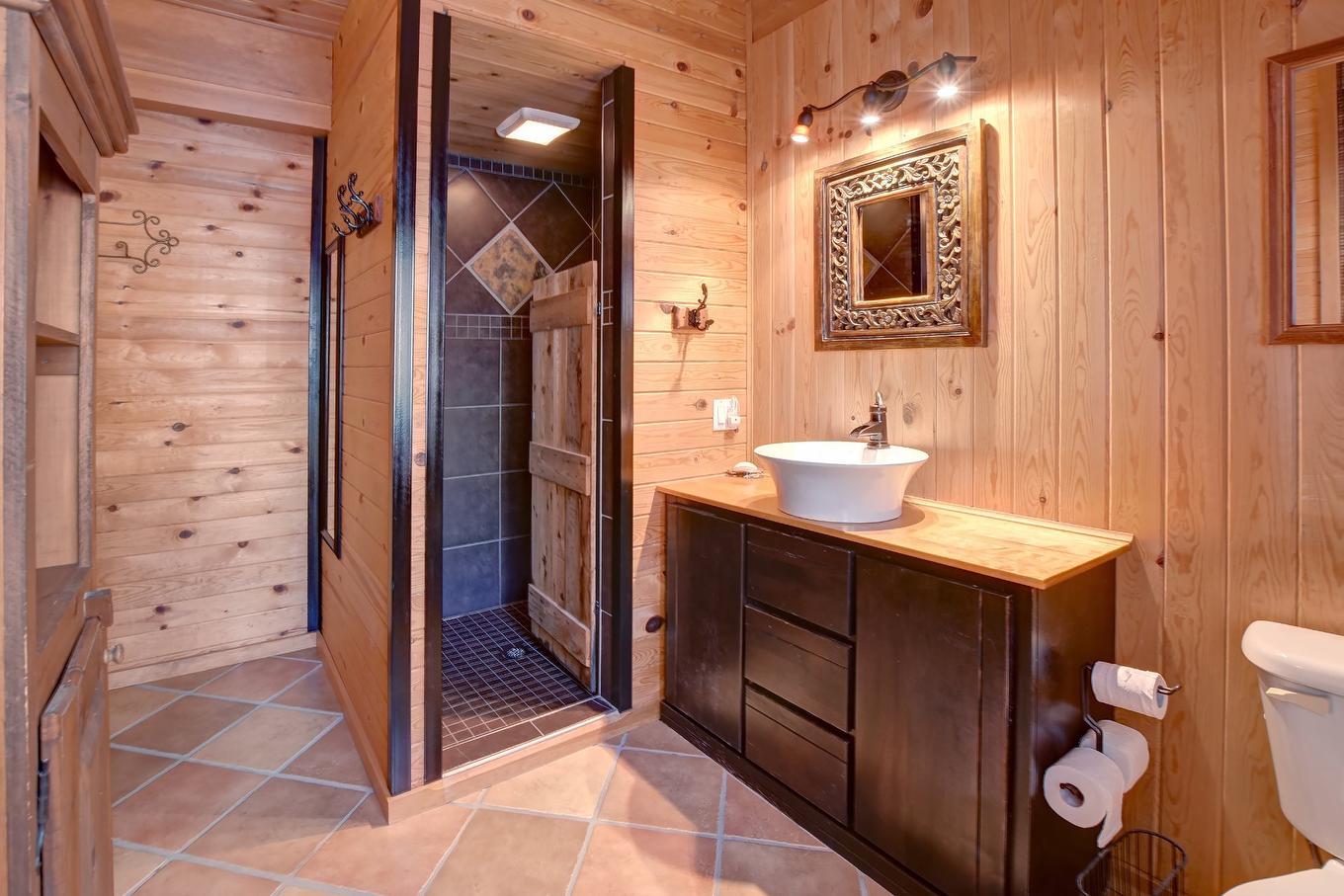 Bathroom - 142 Ch. Du Lac-Creux, Mandeville, QC - Indoor Photo Showing Bathroom