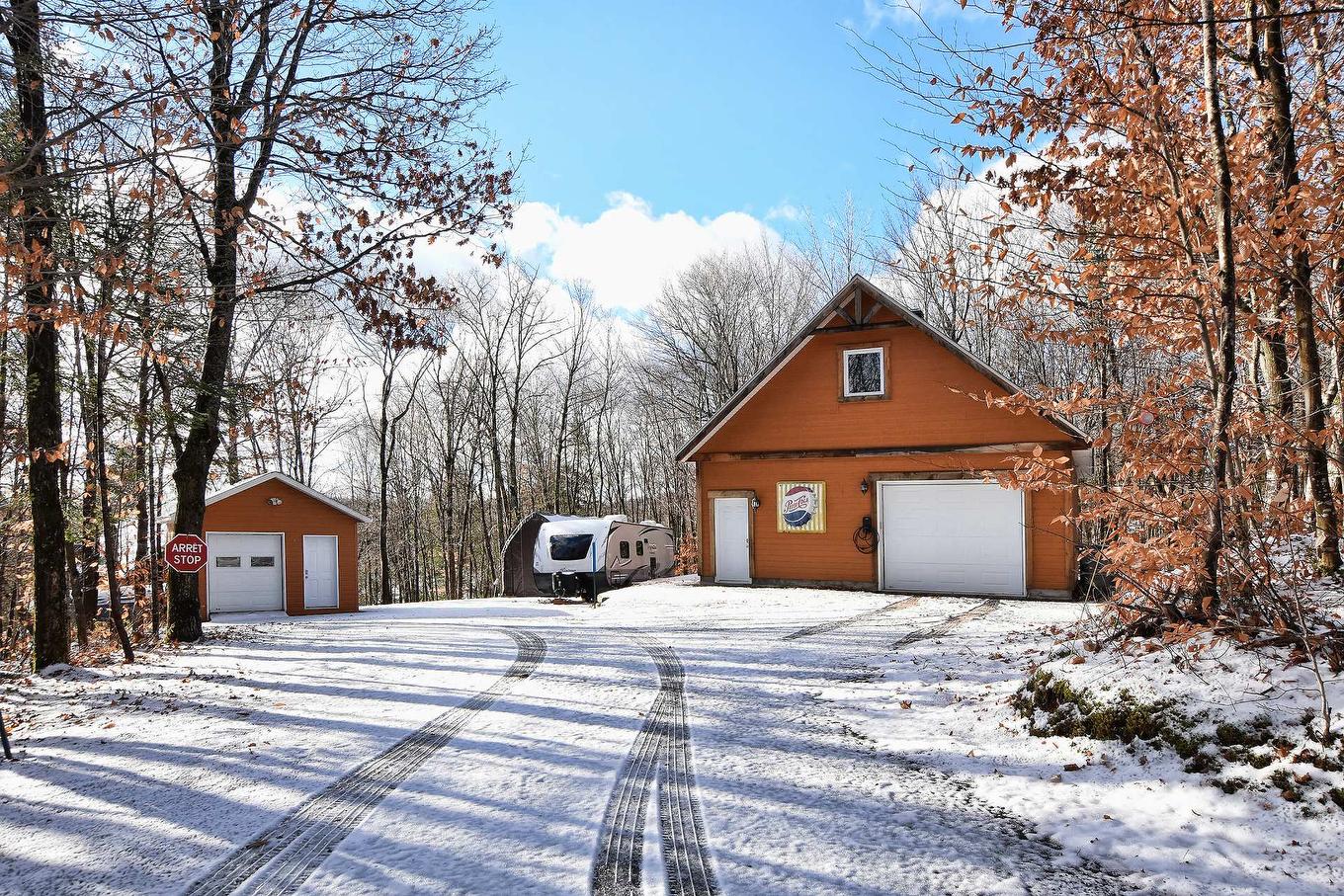 Barn - 142 Ch. Du Lac-Creux, Mandeville, QC - Outdoor