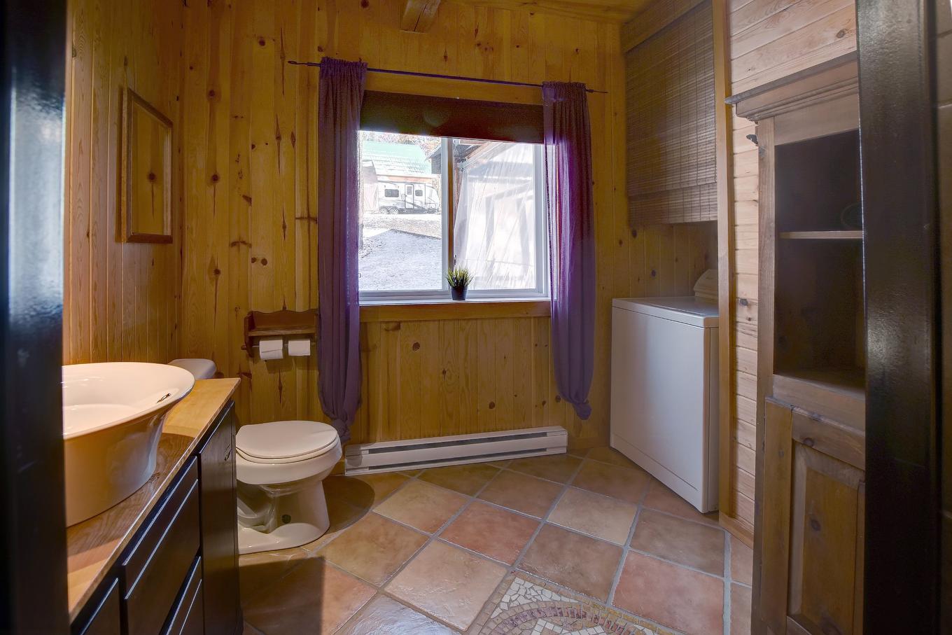 Bathroom - 142 Ch. Du Lac-Creux, Mandeville, QC - Indoor Photo Showing Bathroom