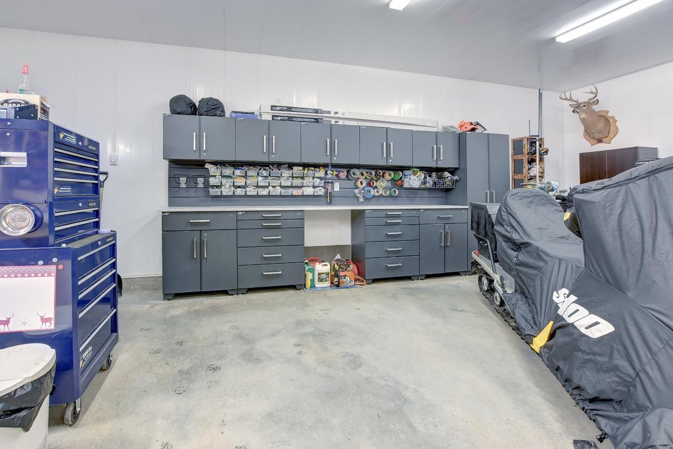 Garage - 142 Ch. Du Lac-Creux, Mandeville, QC - Indoor