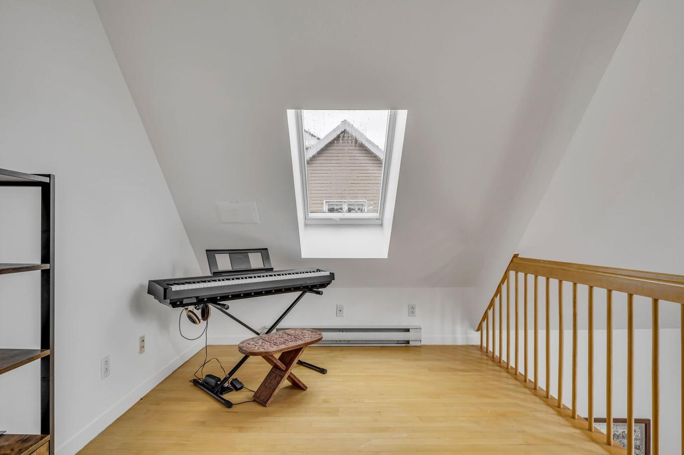 Mezzanine - 1614 Rue Guillebert, Québec (La Haute-Saint-Charles), QC - Indoor Photo Showing Other Room