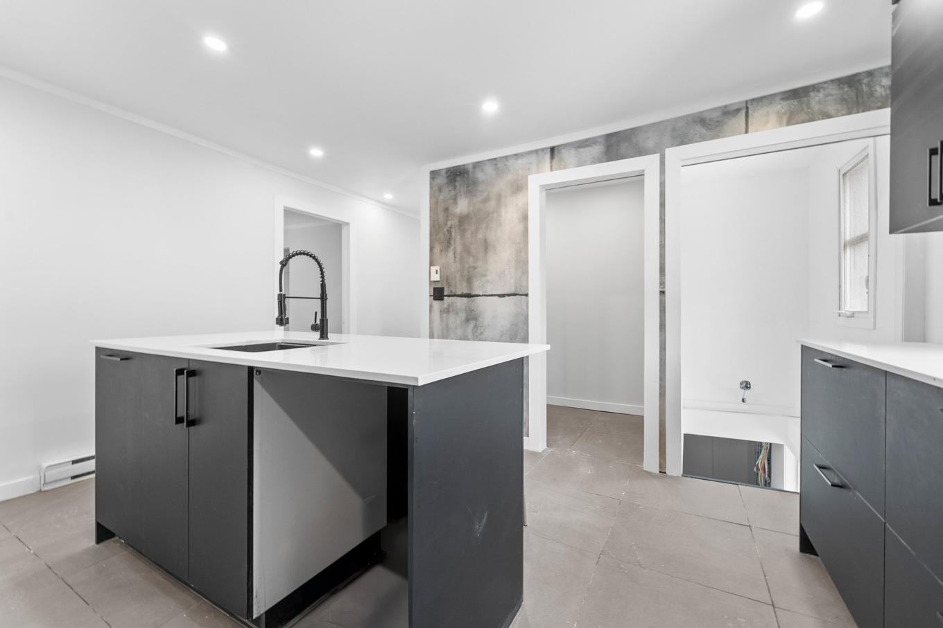 Kitchen - 114 Rue Des Pins, Saint-Jérôme, QC - Indoor Photo Showing Kitchen