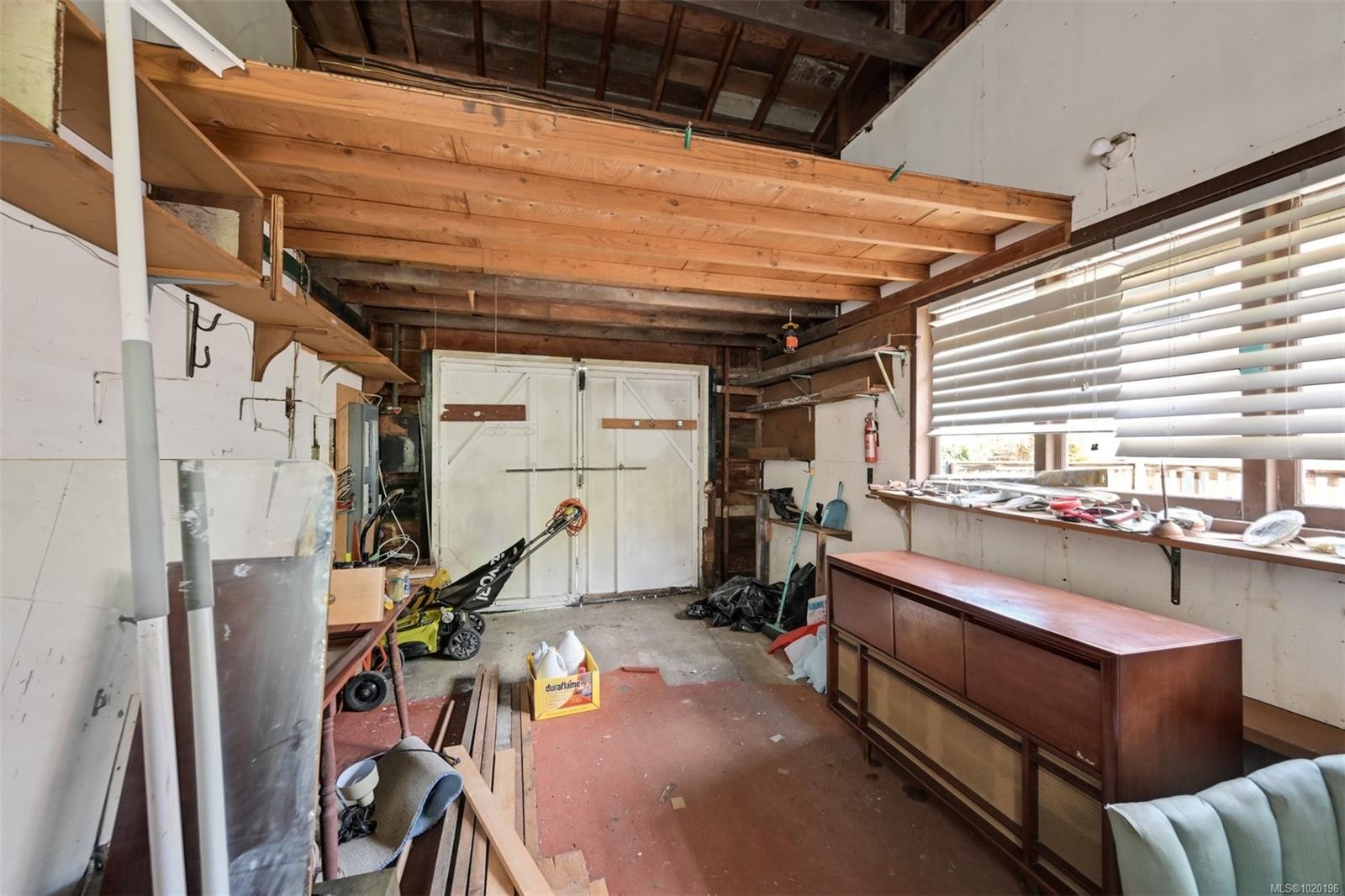 1233 Tattersall Dr, Saanich, BC