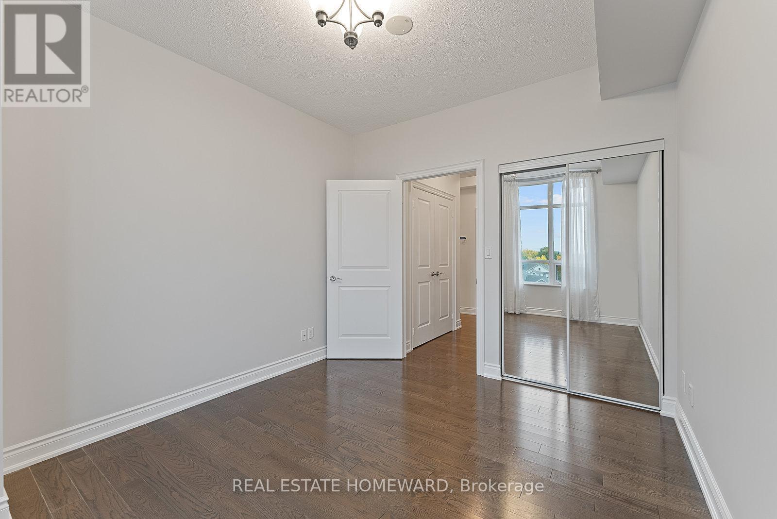 714 - 10 Bloorview Place, Toronto, ON - Indoor Photo Showing Other Room