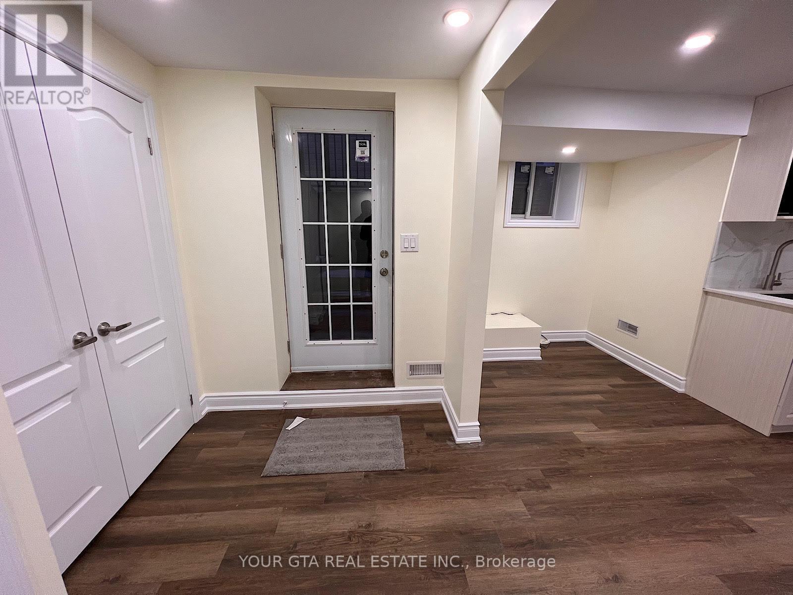 Bsmt - 2164 Eighth Line, Oakville, ON - Indoor Photo Showing Other Room