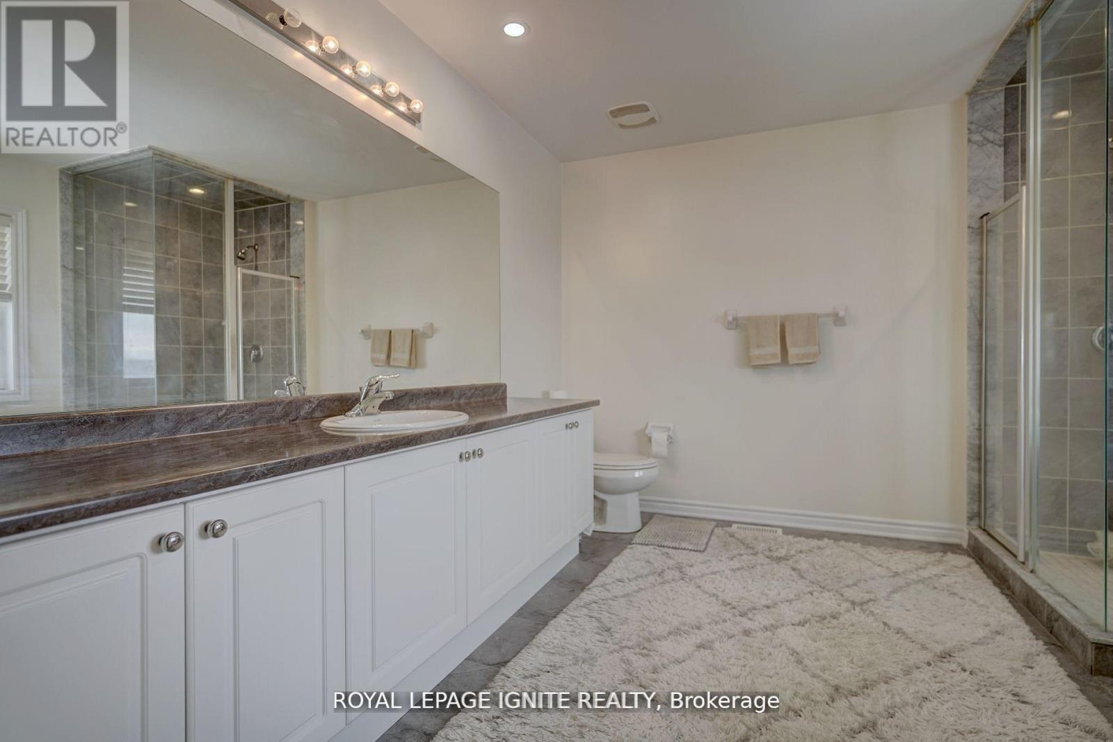41 Northhill Avenue, Cavan Monaghan, ON - Indoor Photo Showing Bathroom