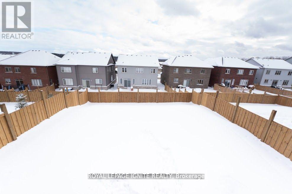 41 Northhill Avenue, Cavan Monaghan, ON - Outdoor