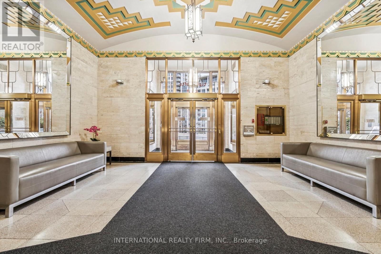 303 - 637 Lake Shore Boulevard W, Toronto, ON - Indoor Photo Showing Other Room