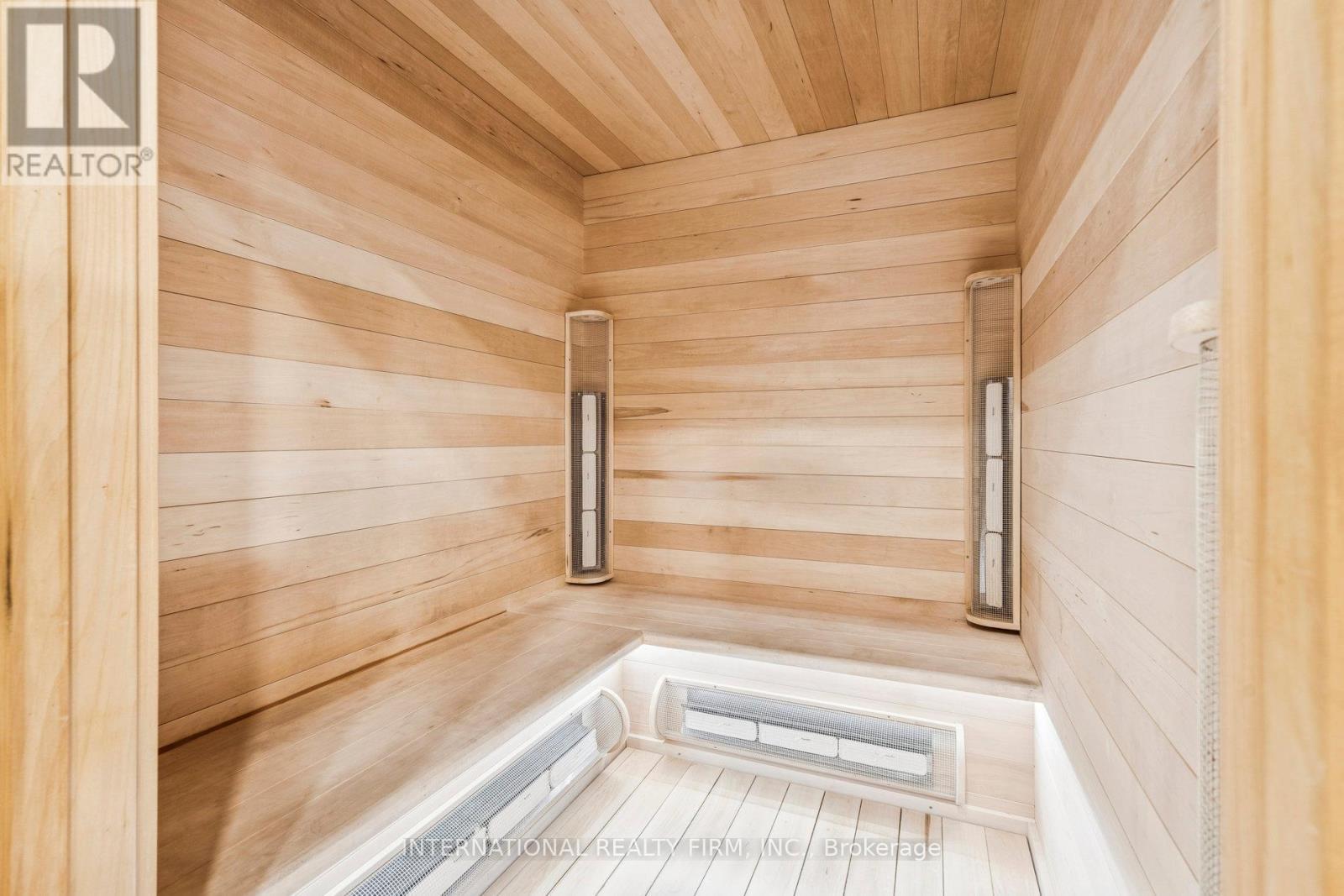 303 - 637 Lake Shore Boulevard W, Toronto, ON - Indoor Photo Showing Other Room