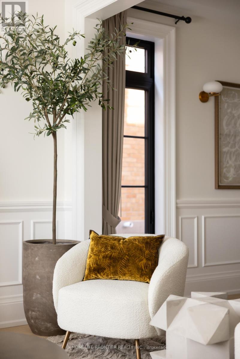 20 Arrowstook Road, Toronto, ON - Indoor Photo Showing Other Room