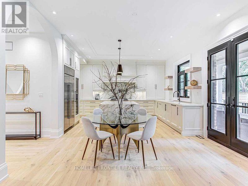 20 Arrowstook Road, Toronto, ON - Indoor Photo Showing Dining Room