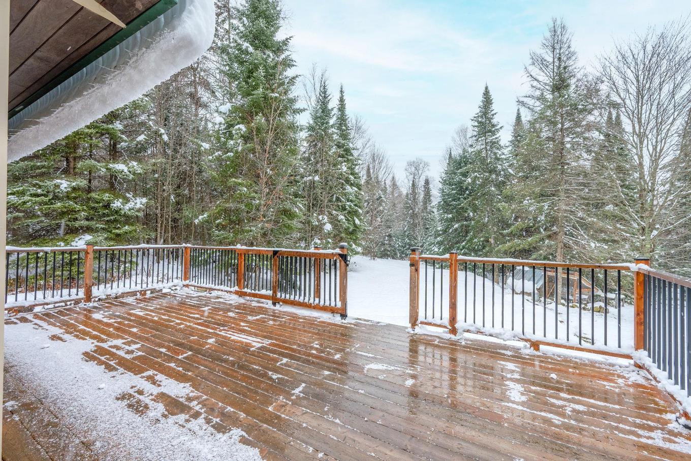 Balcony - 104 Ch. Brière, Mont-Blanc, QC - Outdoor