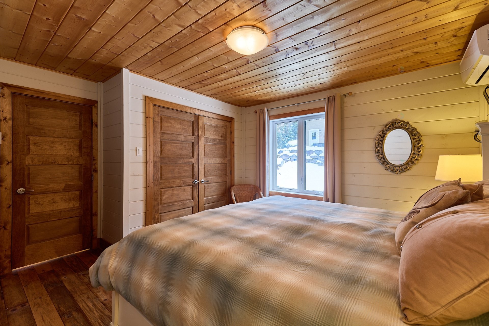 Master Bedroom - 513 Rue Chartier, Entrelacs, QC - Indoor Photo Showing Bedroom