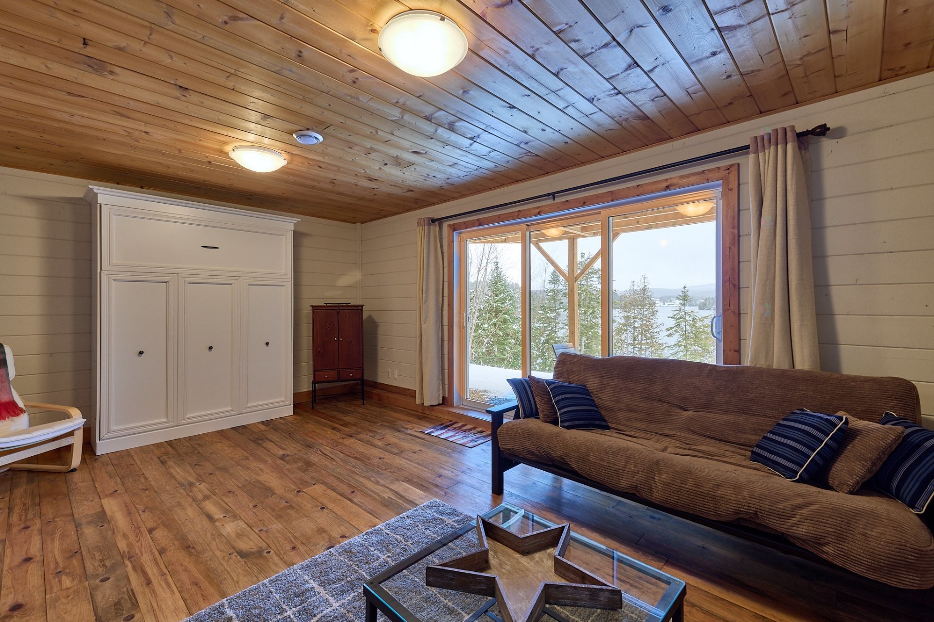 Family Room - 513 Rue Chartier, Entrelacs, QC - Indoor