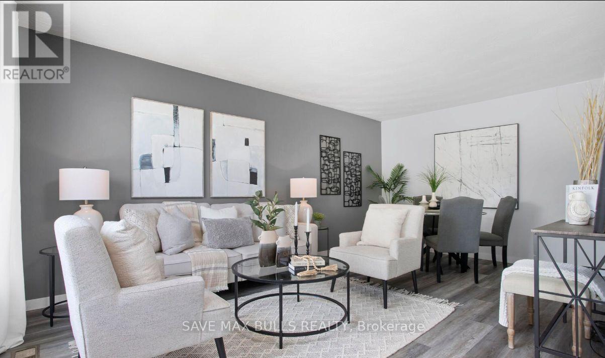 Main - 768 Olive Avenue, Oshawa, ON - Indoor Photo Showing Living Room