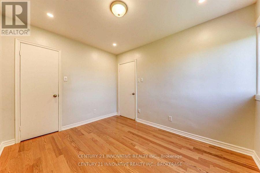 Main - 886 Brimorton Drive, Toronto, ON - Indoor Photo Showing Other Room