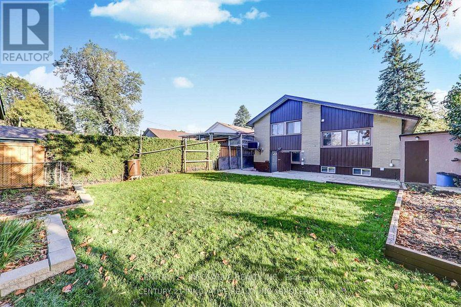 Main - 886 Brimorton Drive, Toronto, ON - Outdoor