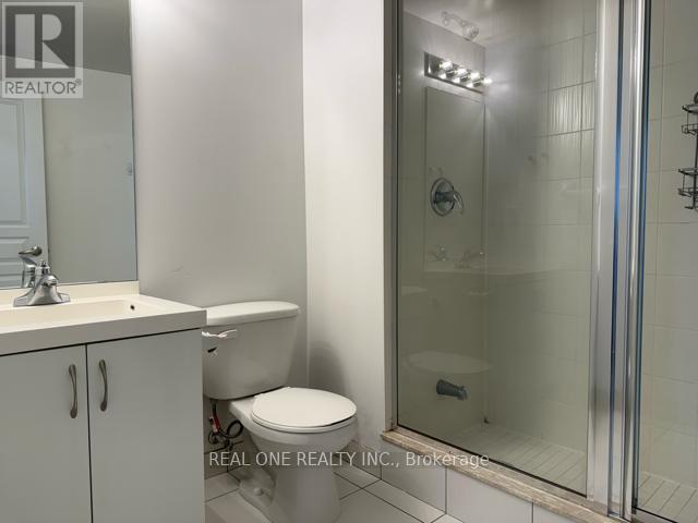 3607 - 2230 Lake Shore Boulevard W, Toronto, ON - Indoor Photo Showing Bathroom