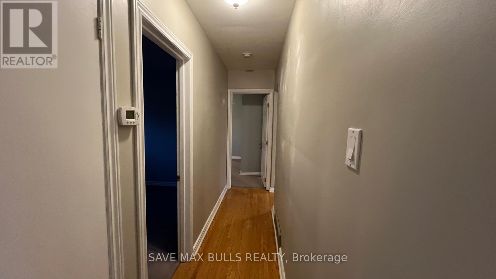 Upper - 371 Meadowbrook Drive, Milton, ON - Indoor Photo Showing Other Room