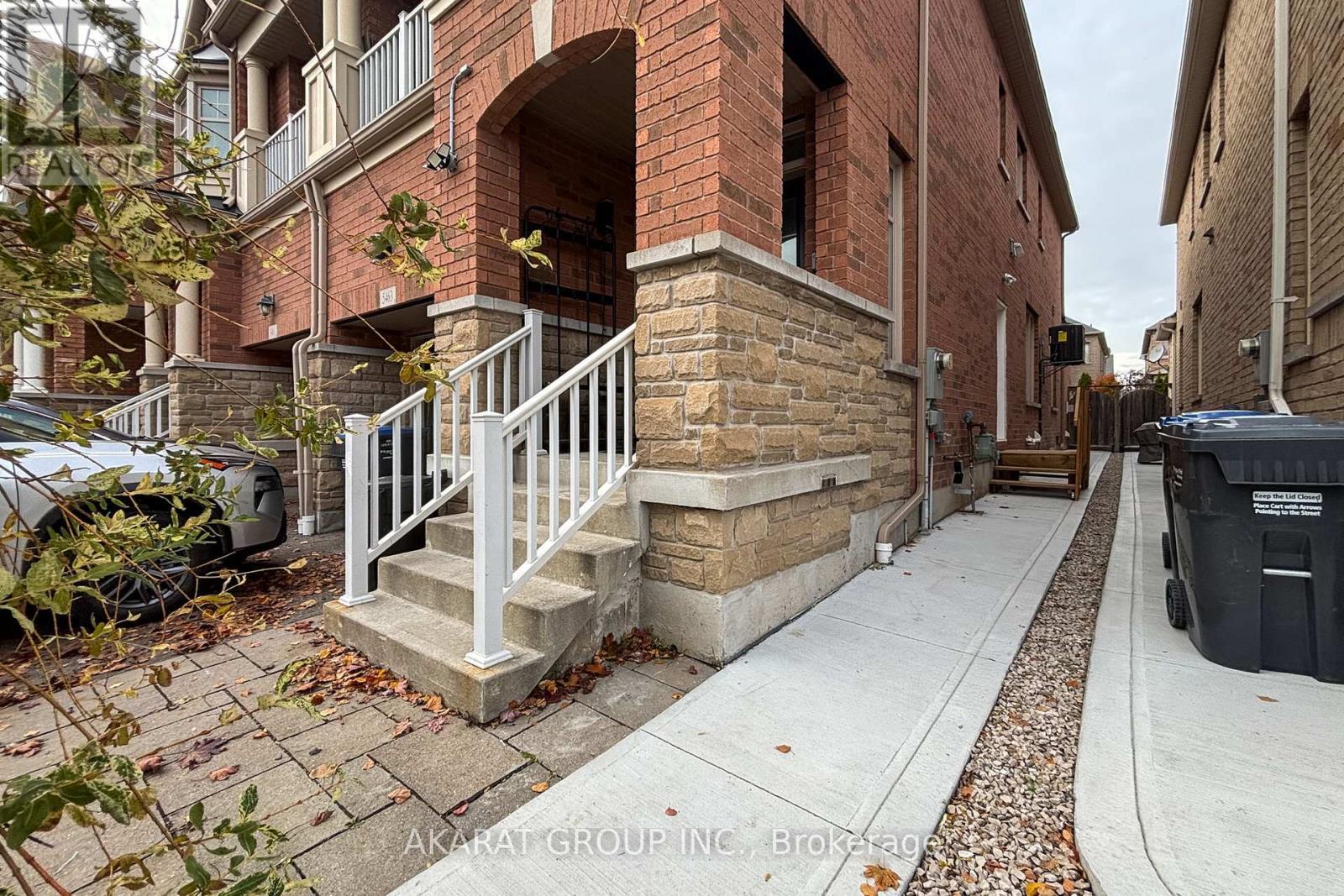 Basement Apt - 5463 Fudge Terrace, Mississauga, ON - Outdoor
