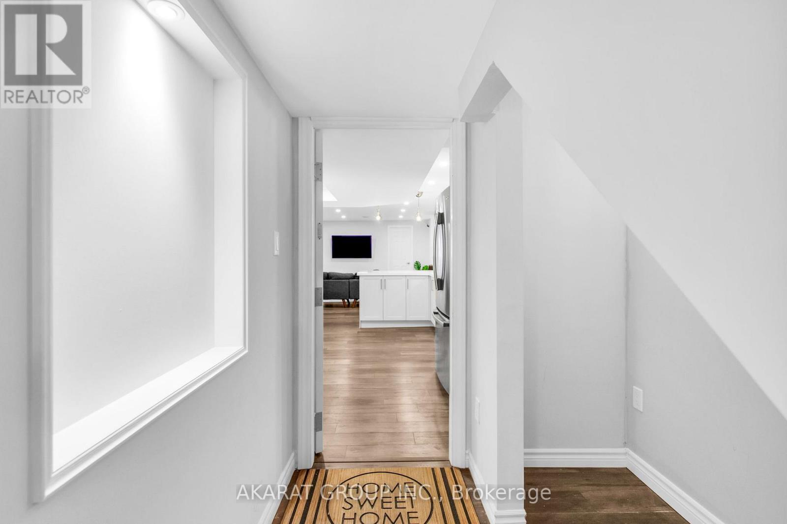 Basement Apt - 5463 Fudge Terrace, Mississauga, ON - Indoor Photo Showing Other Room