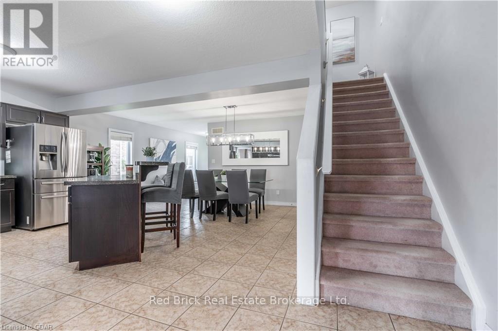 24 - 20 Shackleton Drive, Guelph (Grange Road), ON - Indoor Photo Showing Other Room