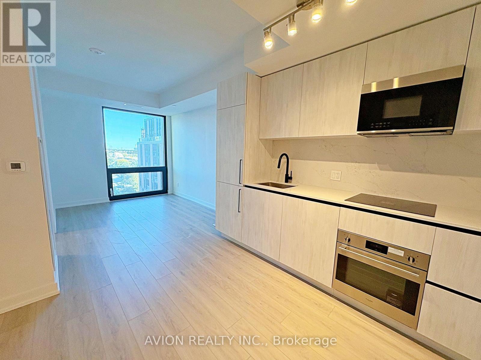 730 - 35 Parliament Street, Toronto, ON - Indoor