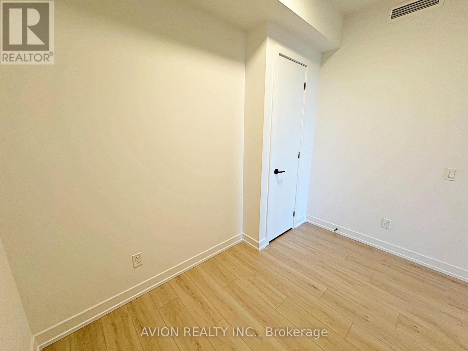 730 - 35 Parliament Street, Toronto, ON - Indoor Photo Showing Other Room