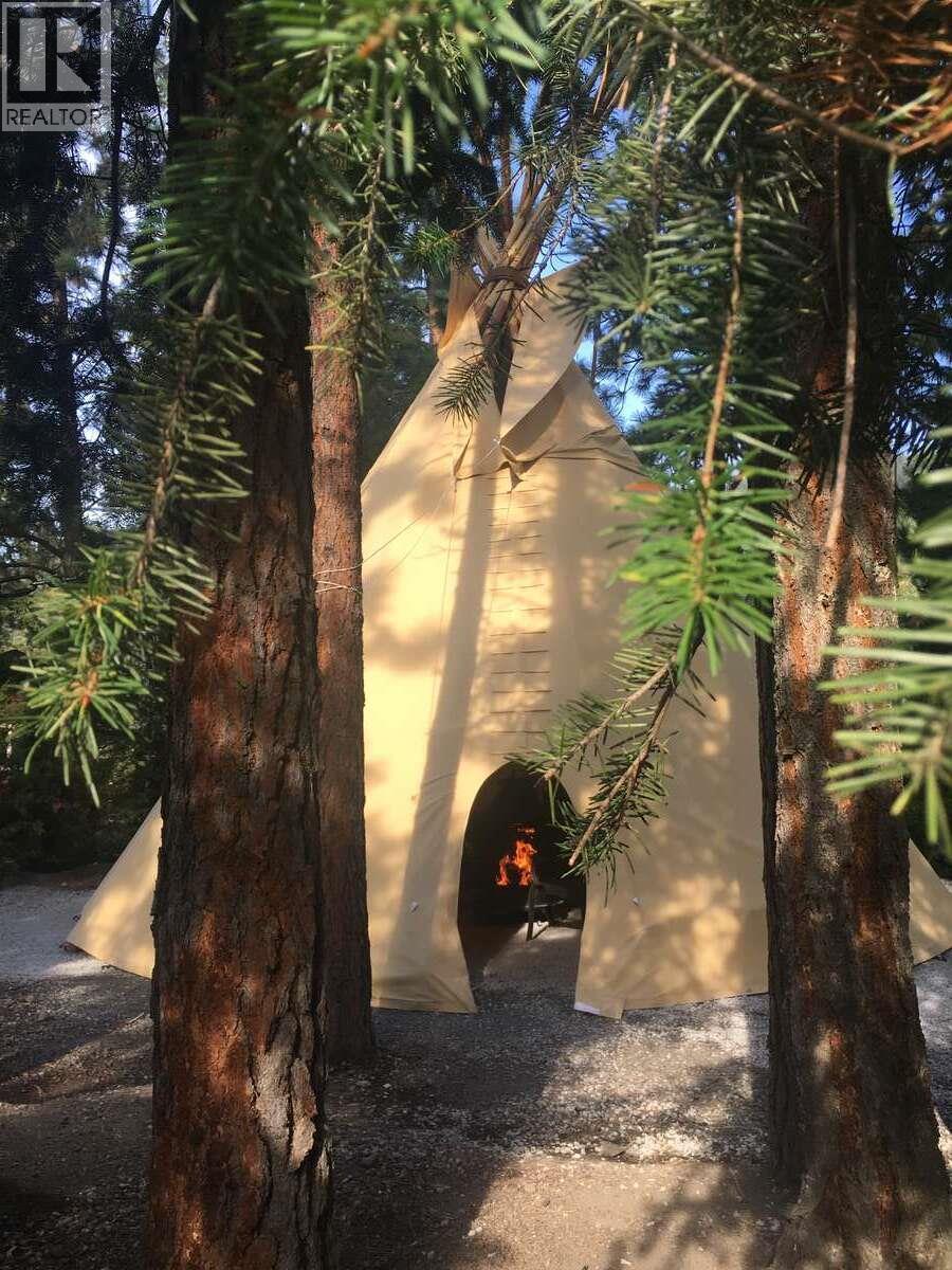 5918 Ehlers Road, Peachland, BC