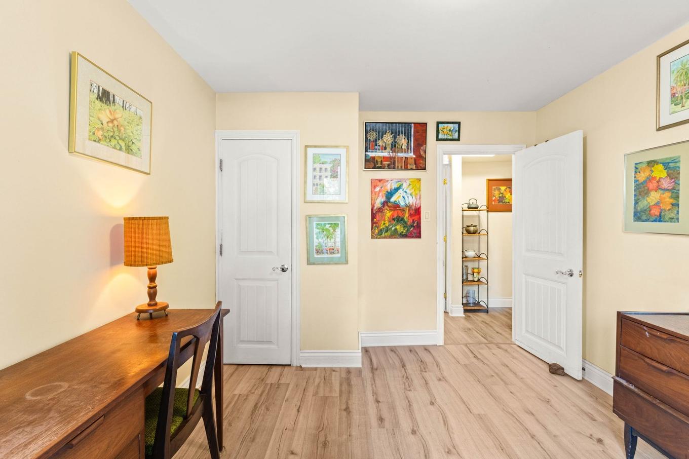 Chambre à coucher - 590 Ch. Du Bord-Du-Lac-Lakeshore, Dorval, QC - Indoor Photo Showing Other Room