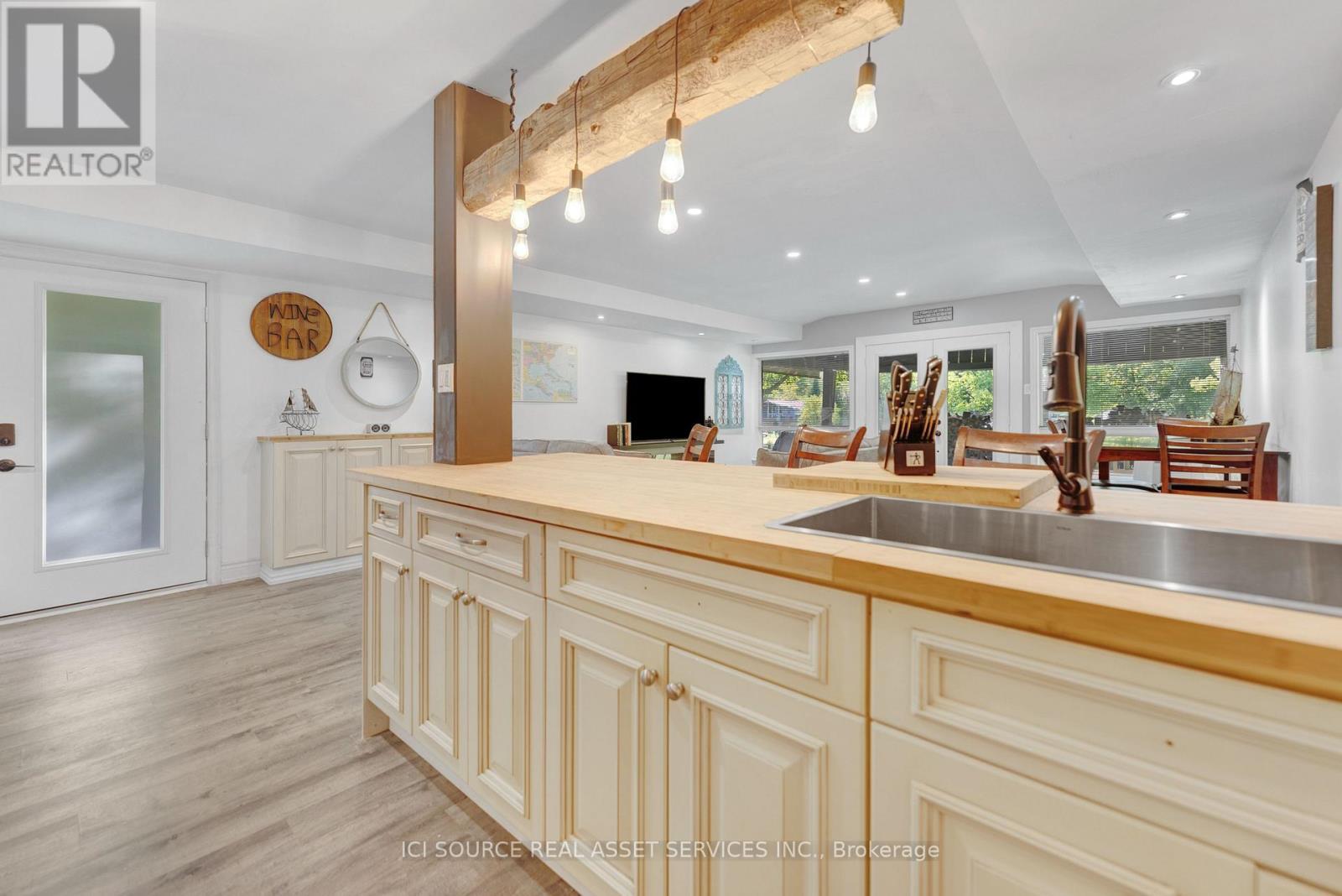 3526 Monck Road, Kawartha Lakes, ON - Indoor Photo Showing Other Room