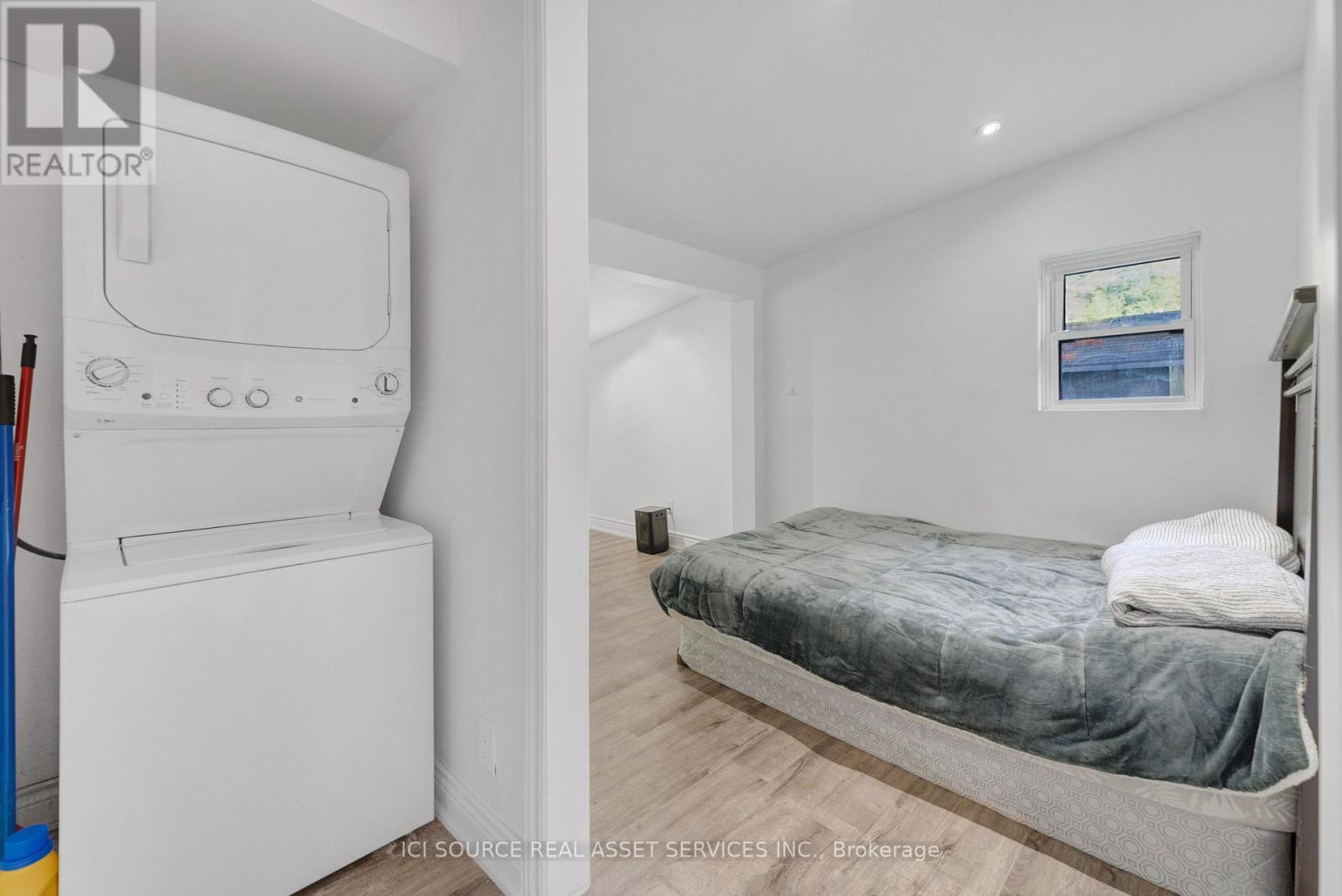 3526 Monck Road, Kawartha Lakes, ON - Indoor Photo Showing Laundry Room