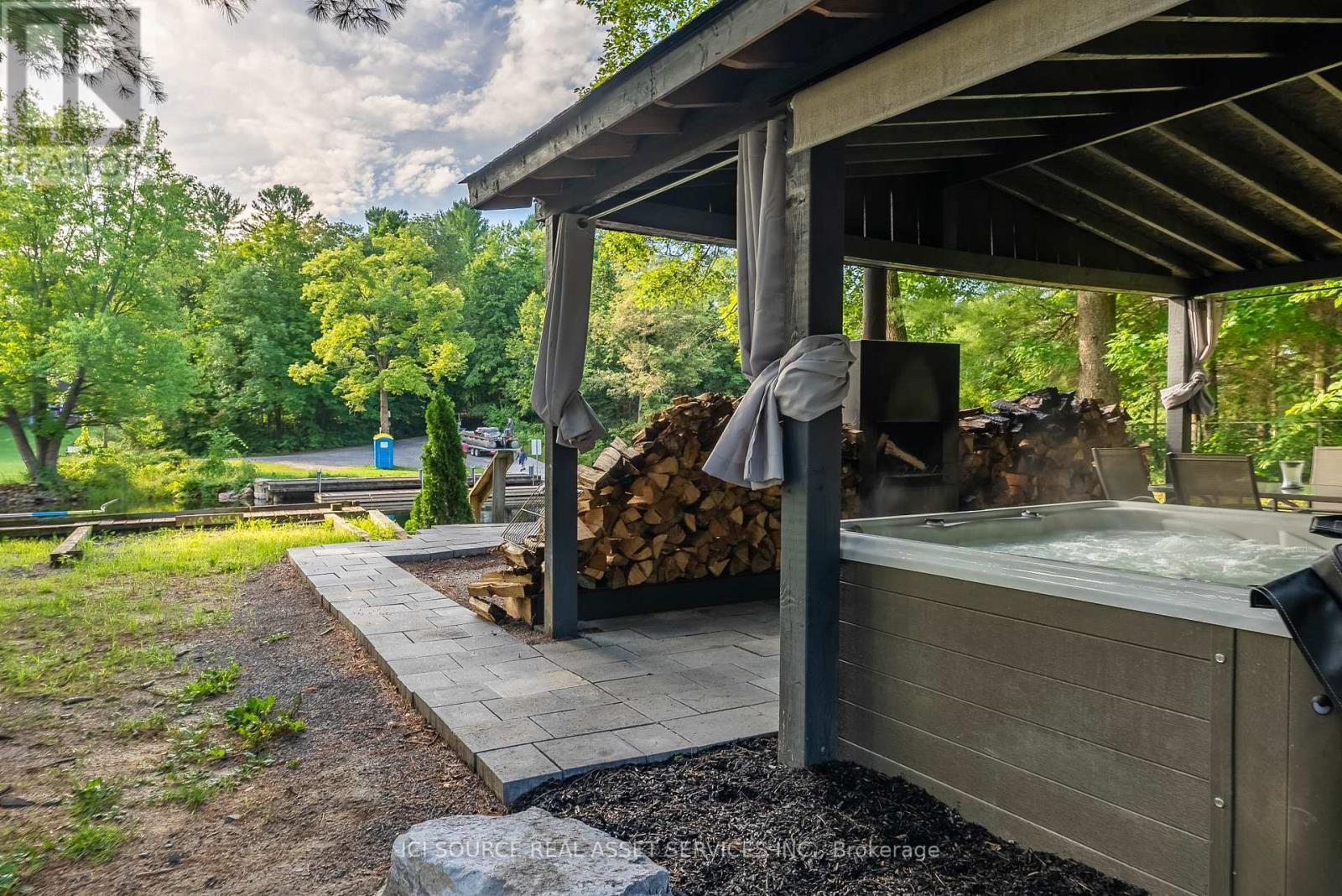 3526 Monck Road, Kawartha Lakes, ON - Outdoor