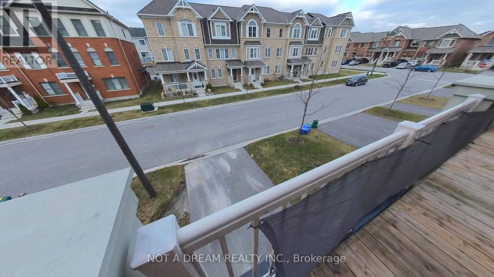 11 Bluegill Crescent, Whitby, ON - Outdoor With Facade