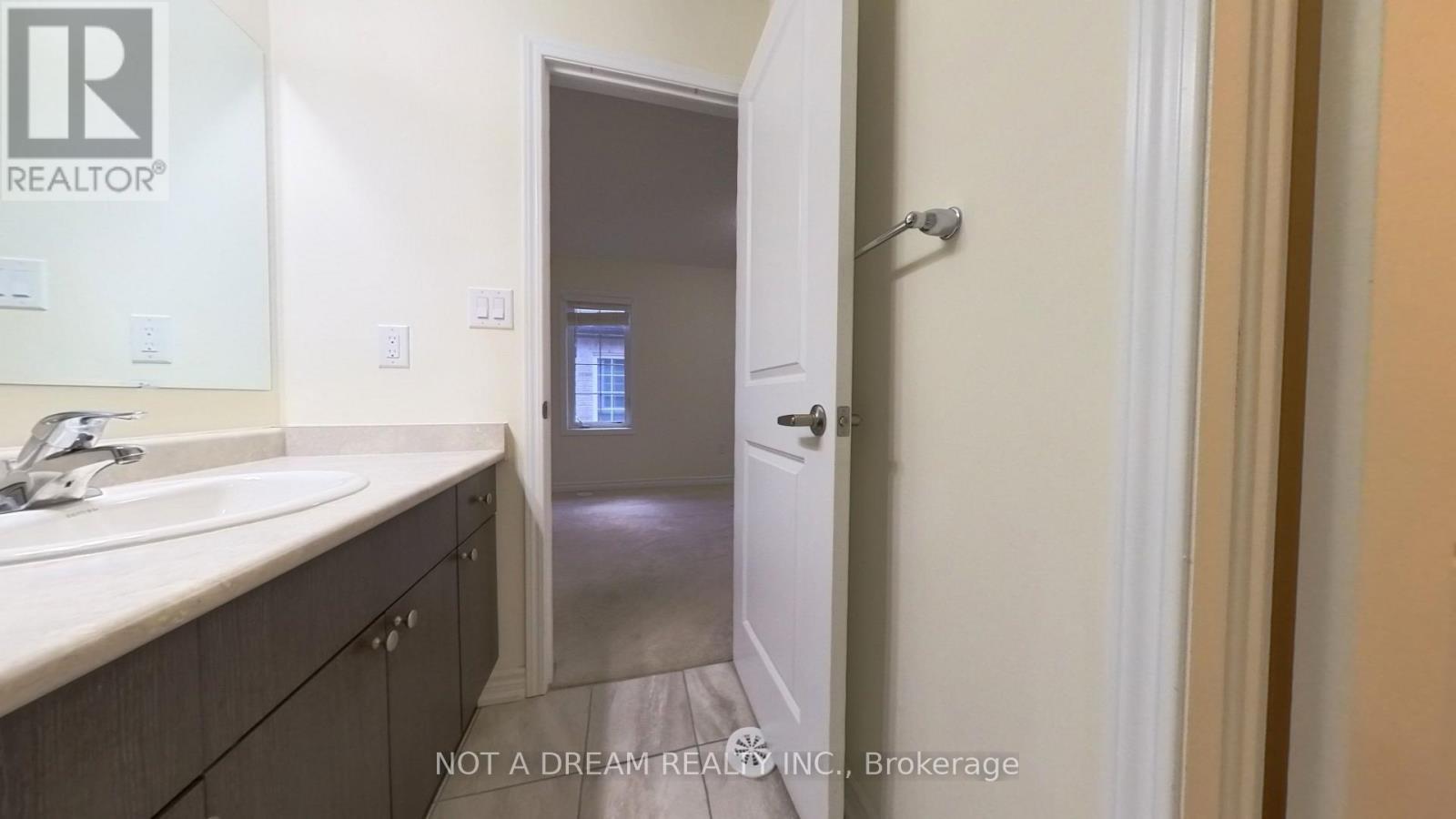 11 Bluegill Crescent, Whitby, ON - Indoor Photo Showing Bathroom
