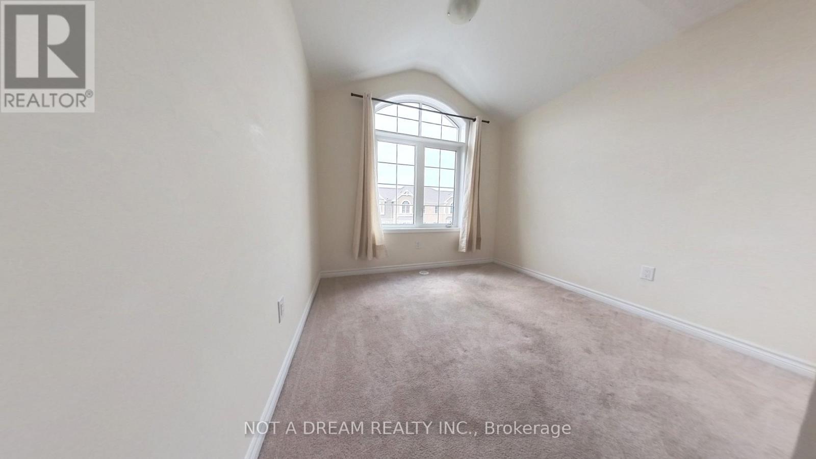 11 Bluegill Crescent, Whitby, ON - Indoor Photo Showing Other Room