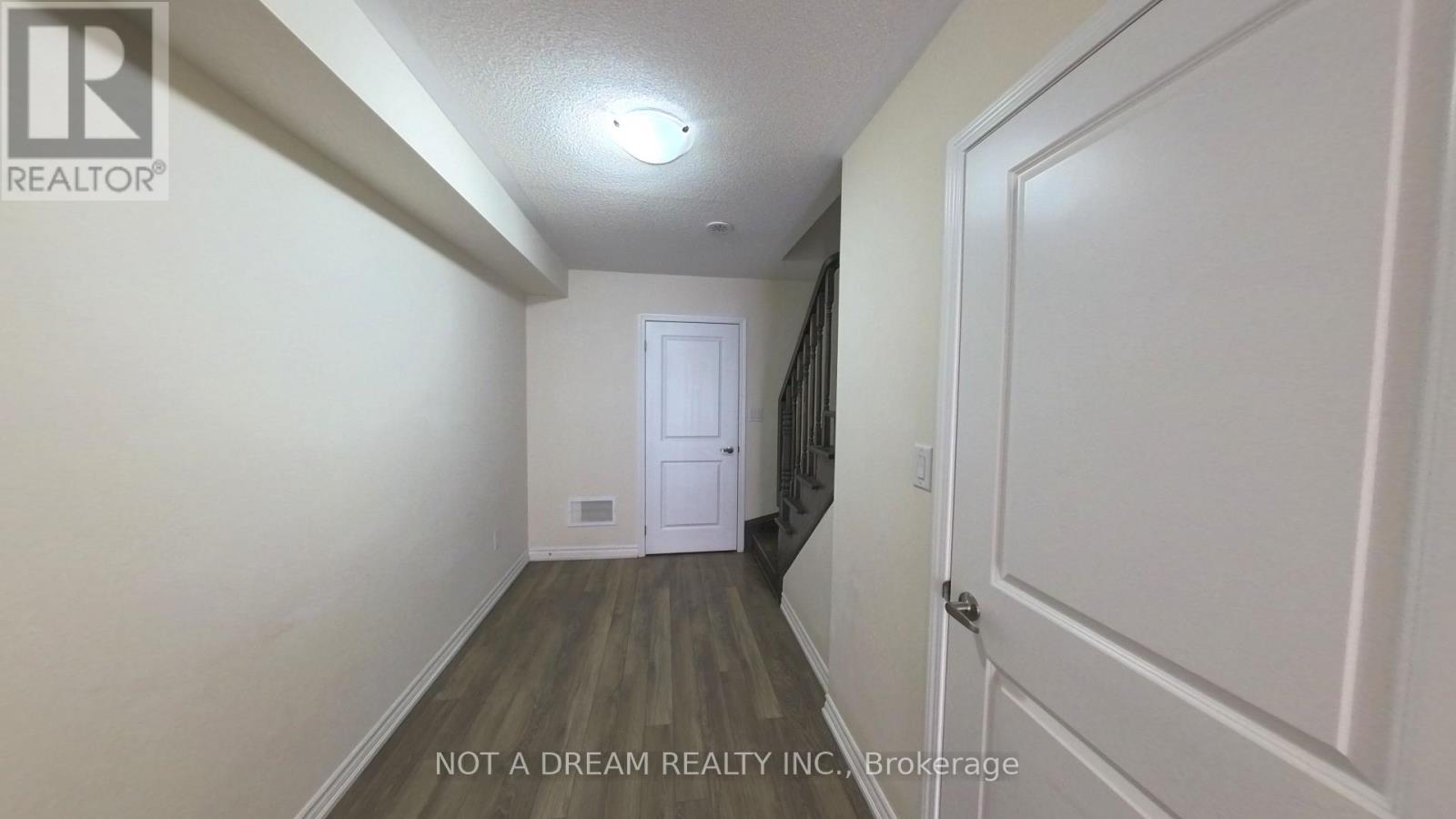 11 Bluegill Crescent, Whitby, ON - Indoor Photo Showing Other Room