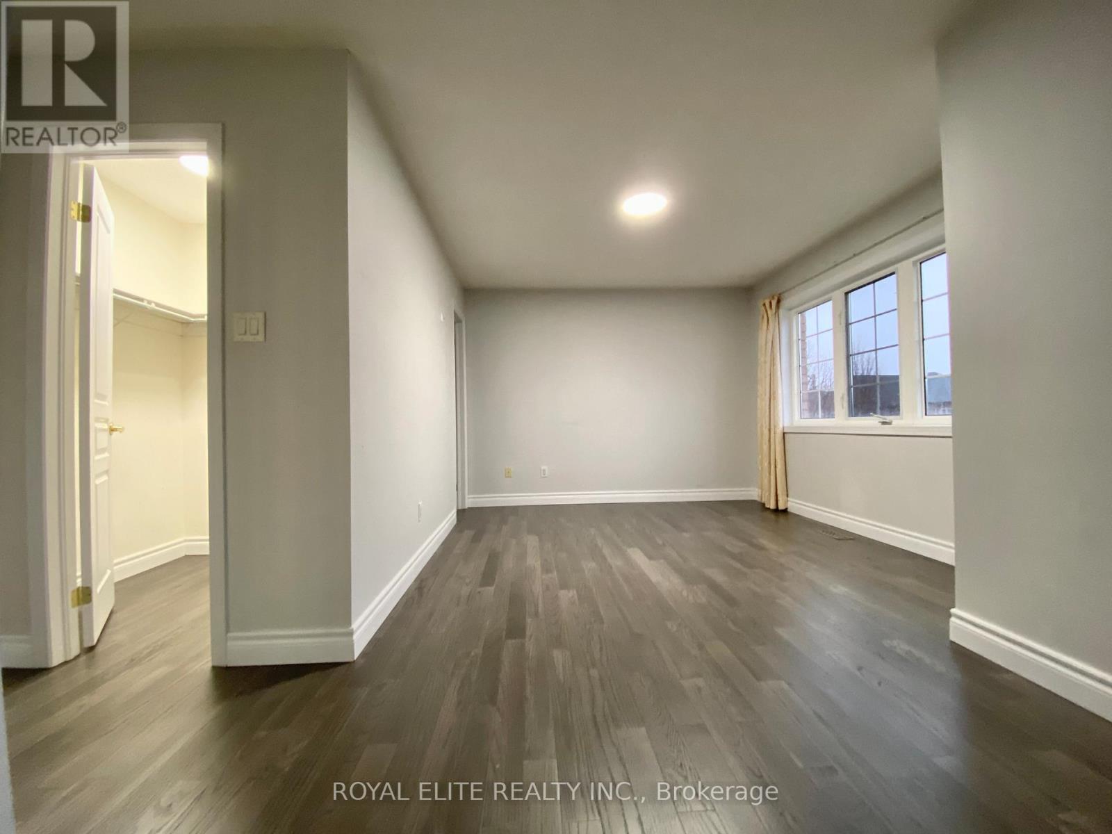 26 Starhill Crescent, Markham, ON - Indoor Photo Showing Other Room