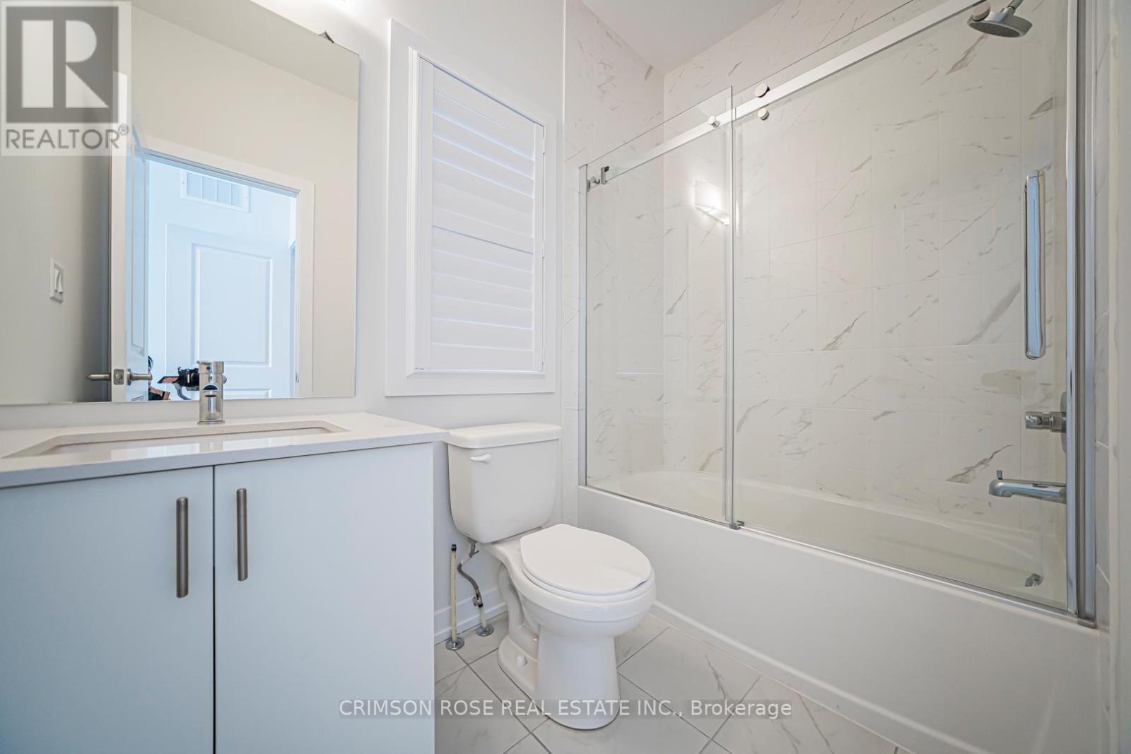 Upper Unit - 59 Danielle Moore Circle, Toronto, ON - Indoor Photo Showing Bathroom