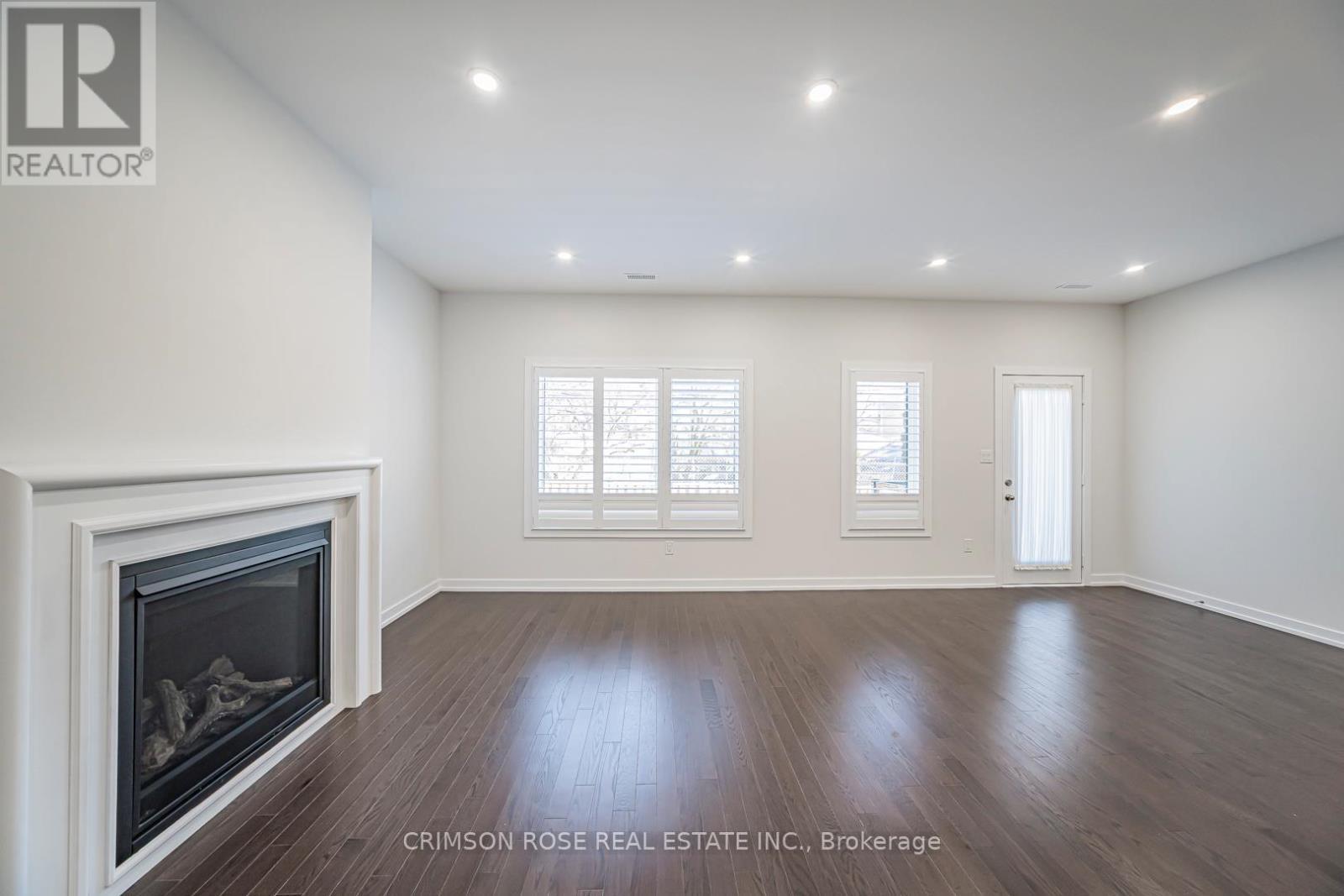 Upper Unit - 59 Danielle Moore Circle, Toronto, ON - Indoor With Fireplace