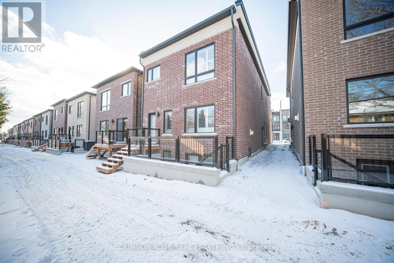 Upper Unit - 59 Danielle Moore Circle, Toronto, ON - Outdoor With Exterior