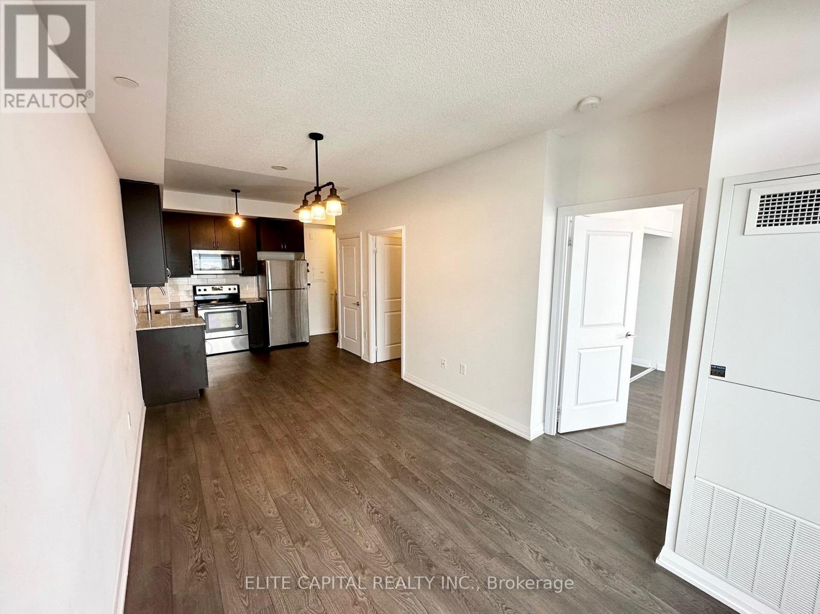 1507 - 9560 Markham Road, Markham, ON - Indoor Photo Showing Kitchen