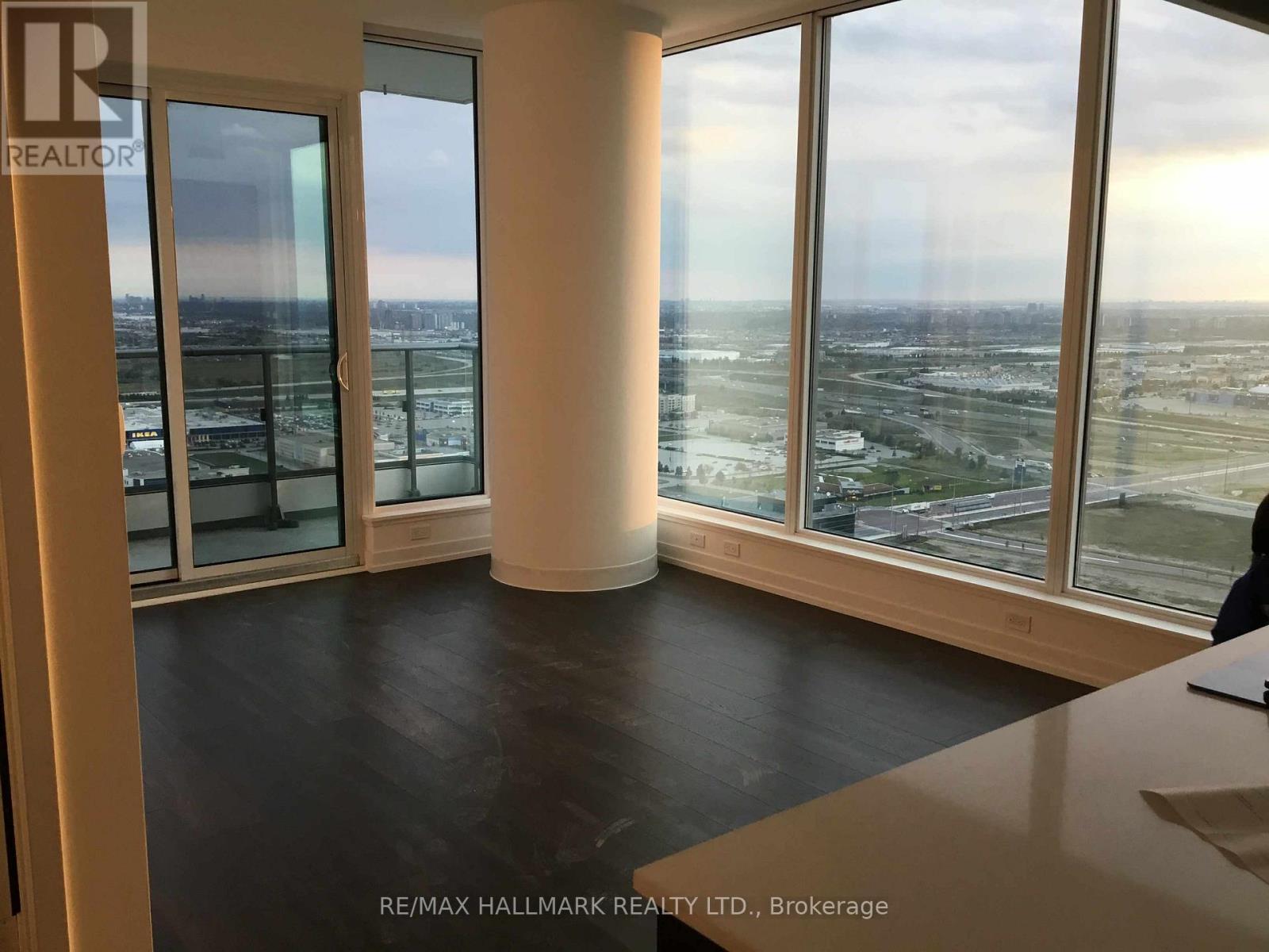 4009 - 5 Buttermill Avenue, Vaughan, ON - Indoor Photo Showing Other Room