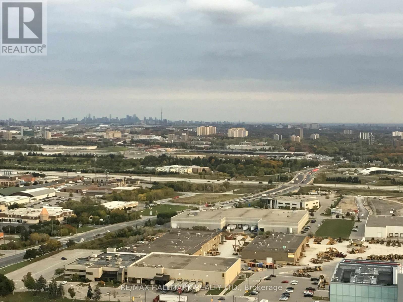 4009 - 5 Buttermill Avenue, Vaughan, ON - Outdoor With View