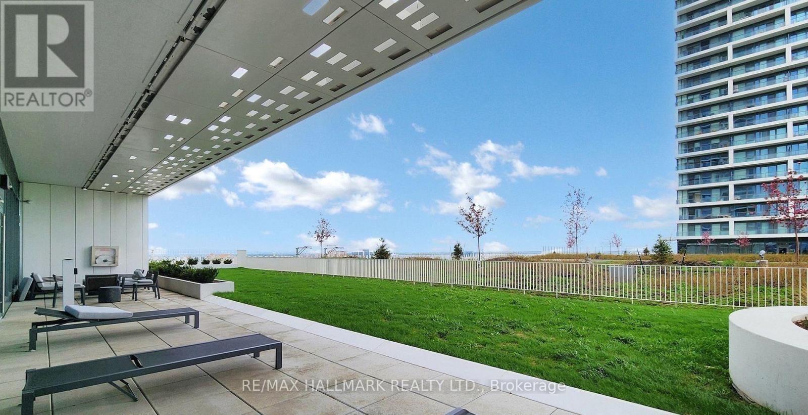 4009 - 5 Buttermill Avenue, Vaughan, ON - Outdoor