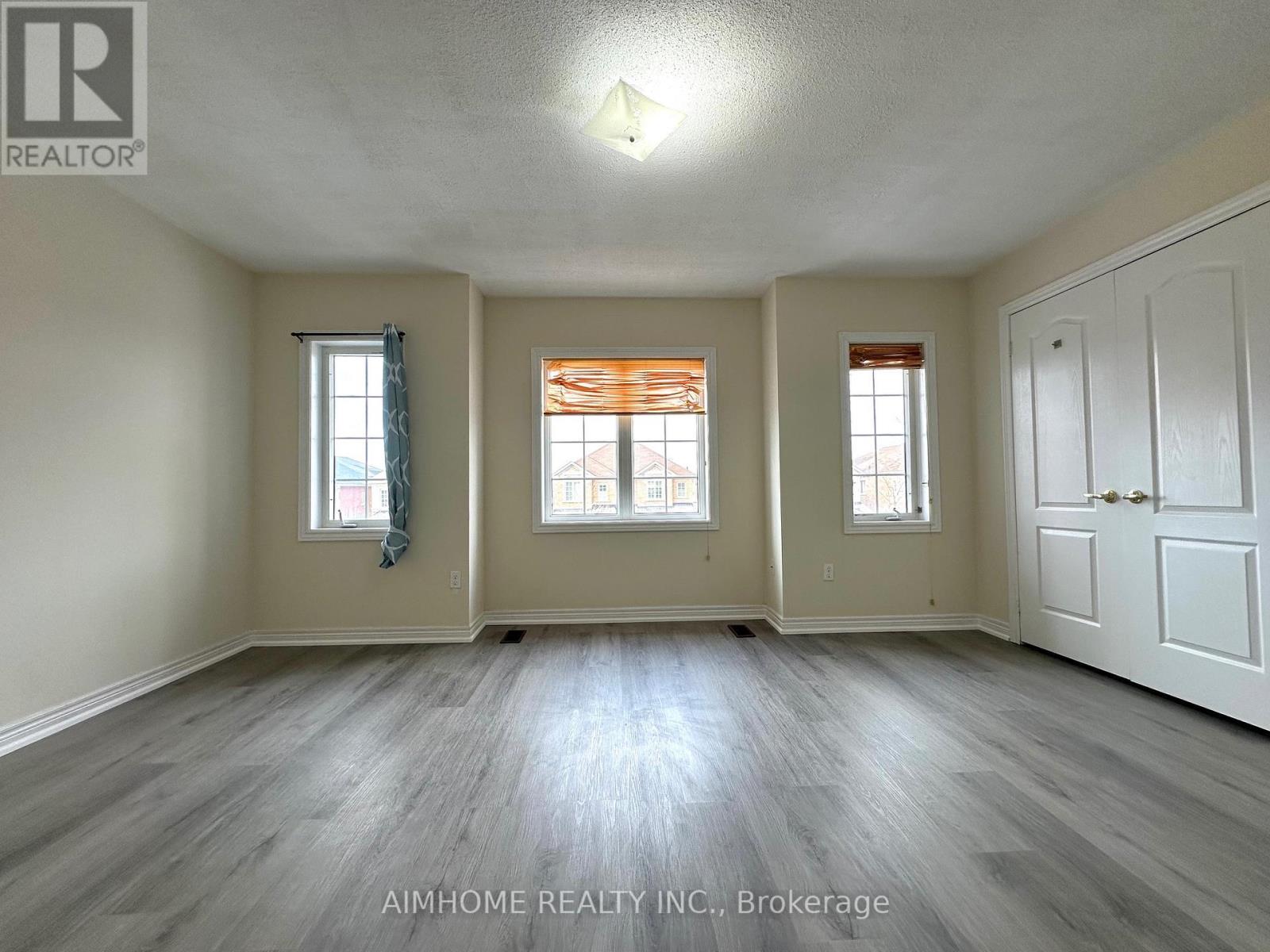 1171 Mctavish Drive, Newmarket, ON - Indoor Photo Showing Other Room